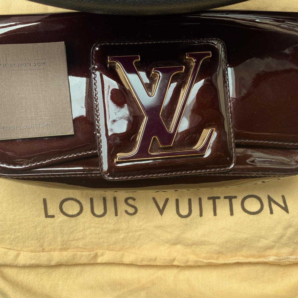 Louis Vuitton Collection Soir Burgundy Clutch